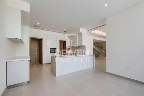 Duplex de 3 dormitorios en District One, UAE No. 190509 10