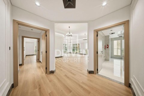 Квартира с 3 спальнями в Джумейра Вилладж Серкл, ОАЭ №192215