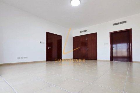 Villa de 5 dormitorios en Dubai Science Park, UAE No. 150274 7