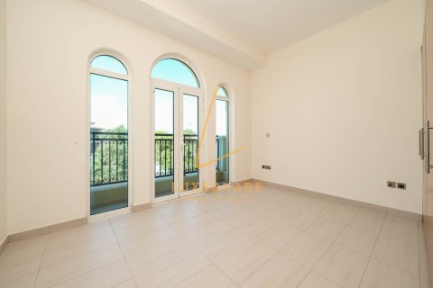 Villa de 4 dormitorios en Jumeirah Park, UAE No. 150271 16