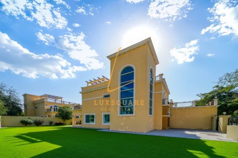 Villa de 4 dormitorios en Jumeirah Park, UAE No. 150271 14