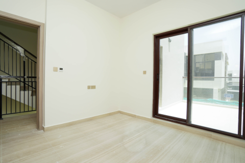 Townhouse de 4 dormitorios en DAMAC Hills (Akoya by DAMAC), UAE No. 150275 9