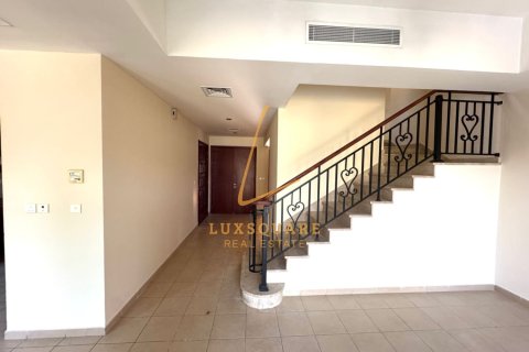 Villa de 2 dormitorios en Palmera, UAE No. 150273 9