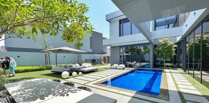4 bedrooms Villa in Tilal City, UAE No. 9607