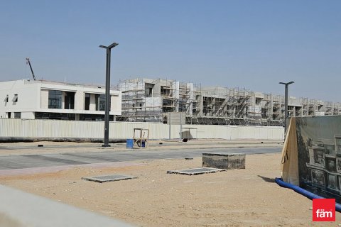 4 bedrooms Townhouse in Dubai, UAE No. 164973 3