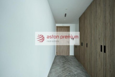 1 bedroom Apartment in Business Bay, UAE No. 164972 15