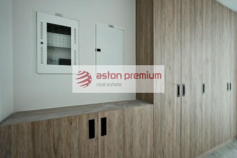 1 bedroom Apartment in Business Bay, UAE No. 164972 14