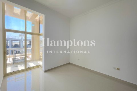 4 bedrooms Townhouse No. 127170 3