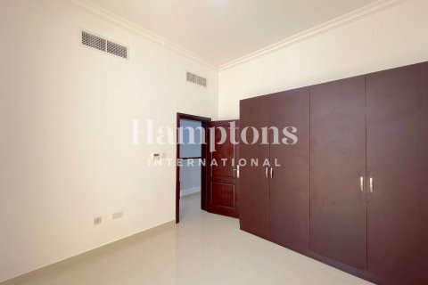 4 bedrooms Townhouse No. 127170 12