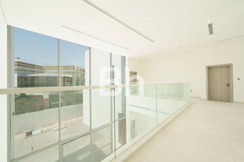 Villa de 5 dormitorios  No. 114595 14