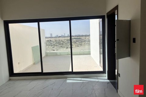 4 bedrooms Townhouse in Dubai, UAE No. 143696