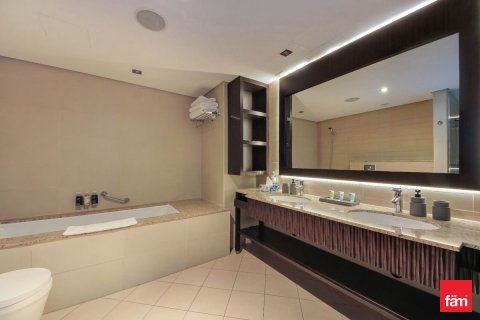 2 bedrooms Apartment in Palm Jumeirah, UAE No. 143698 22