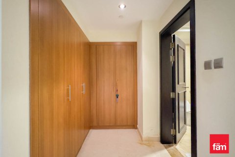 3 bedrooms Apartment in Culture Village, UAE No. 143697 14