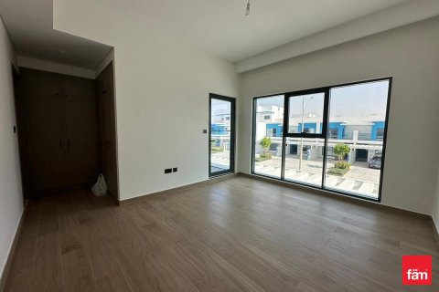 4 bedrooms Townhouse in Dubai, UAE No. 143699 3