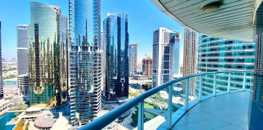 Apartment de 2 dormitorios en Dubai, UAE No. 163860