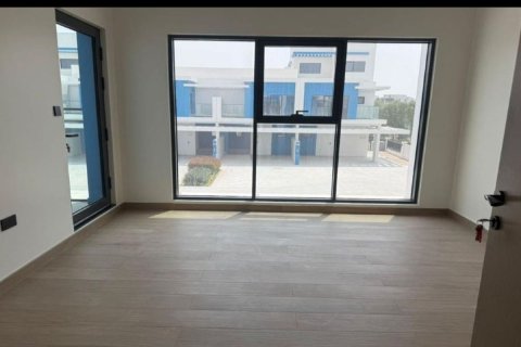 4 bedrooms Townhouse No. 131319 11