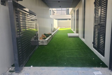 3 bedrooms Villa in Dubai Land, UAE No. 199675 15