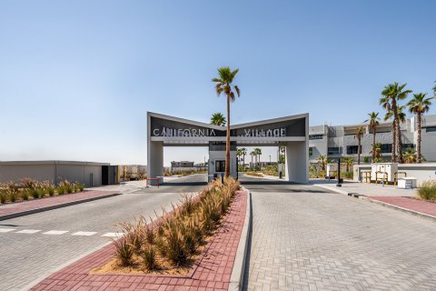 3 bedrooms Villa in Dubai Land, UAE No. 199675 3