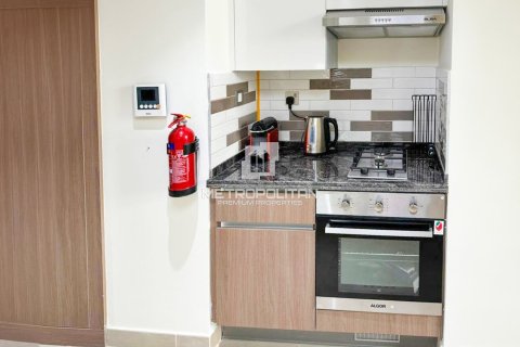 37m² Apartment in Azizi Star, UAE No. 171585 5
