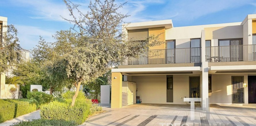 4 bedrooms Townhouse in Tilal Al Ghaf, UAE No. 73900