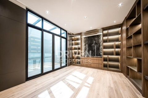 Вилла с 5 спальнями в Джумейра Гольф Эстейтс, ОАЭ №137714 17