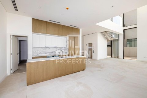 Вилла с 4 спальнями в Nad Al Sheba 1, ОАЭ №137716 7