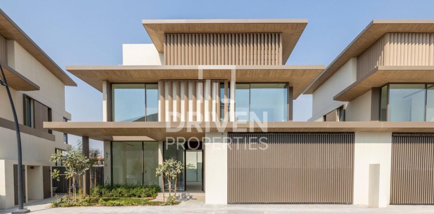 Вилла с 4 спальнями в Nad Al Sheba 1, ОАЭ №137716