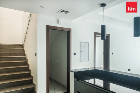 Townhouse de 4 dormitorios en Dubai, UAE No. 140431 9