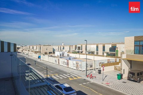 Townhouse de 4 dormitorios en Dubai, UAE No. 140431 17