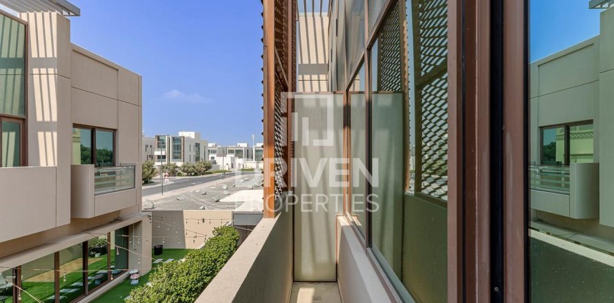 4 bedrooms Townhouse in Meydan, UAE No. 199934