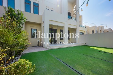 Townhouse de 4 dormitorios No. 124703 2