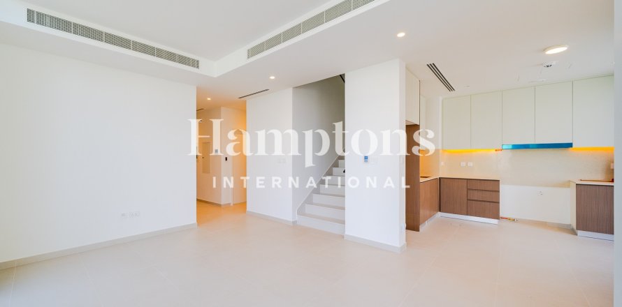 4 غرف نوم فيلا  رقم 124702