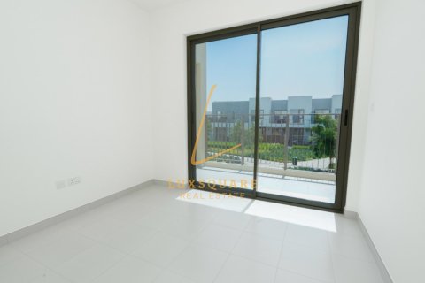 3 غرف نوم فيلا  رقم 131850 10