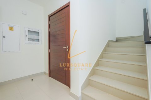 3 غرف نوم فيلا  رقم 131850 8