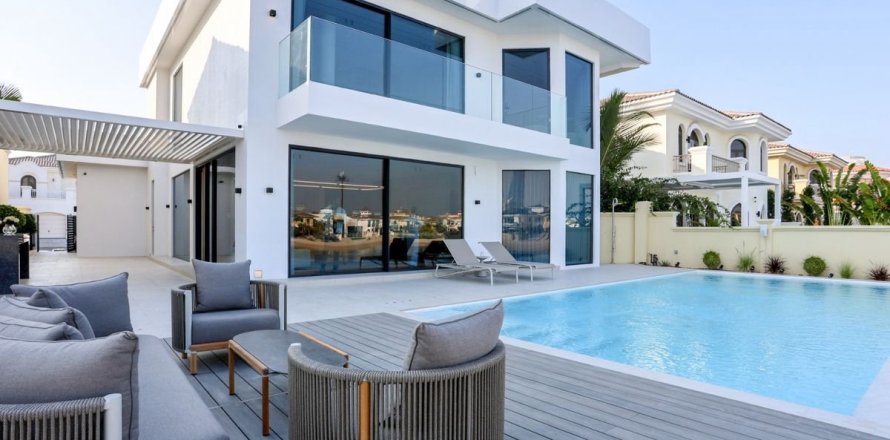 Villa de 5 dormitorios en Palm Jebel Ali, UAE No. 137478