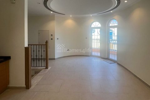 Villa de 5 chambres à Legacy, UAE No. 165904 8