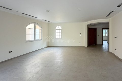 Villa de 5 chambres à Legacy, UAE No. 165904 9