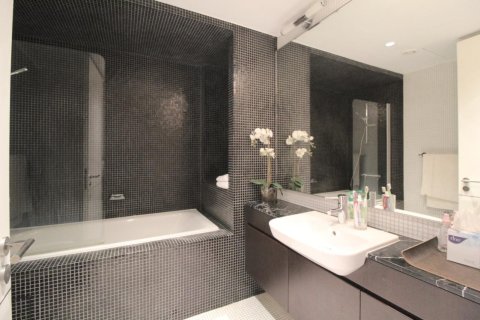 Apartment de 2 dormitorios en Limestone House, UAE No. 168261 8