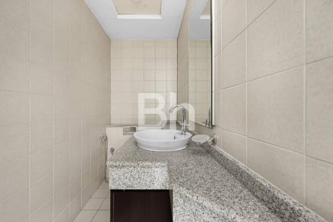 Квартира с 3 спальнями  №113961 20