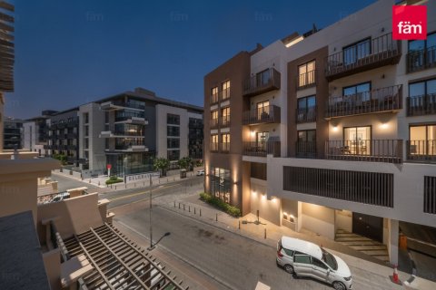 4 bedrooms Villa in Dubai, UAE No. 164482