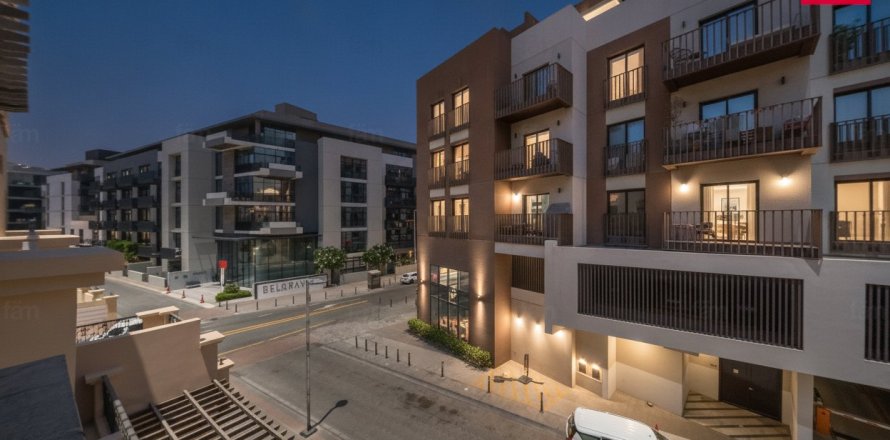 4 bedrooms Villa in Dubai, UAE No. 164482