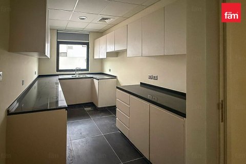 3 bedrooms Townhouse in Dubai, UAE No. 143560 3