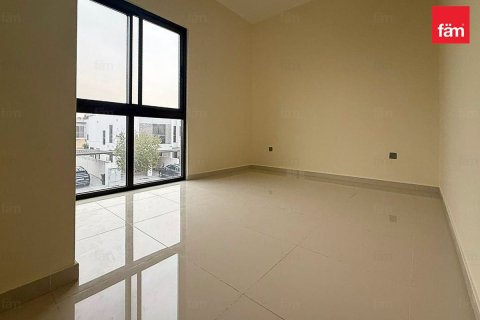 3 bedrooms Townhouse in Dubai, UAE No. 143560 7