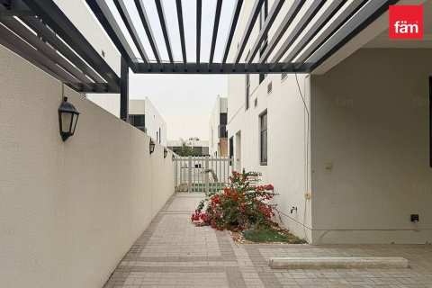 3 bedrooms Townhouse in Dubai, UAE No. 143560 10