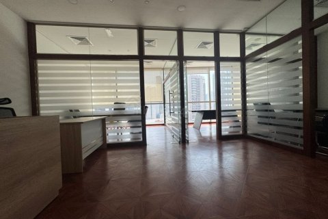 54m² Office in B2B Tower, UAE No. 163056 11