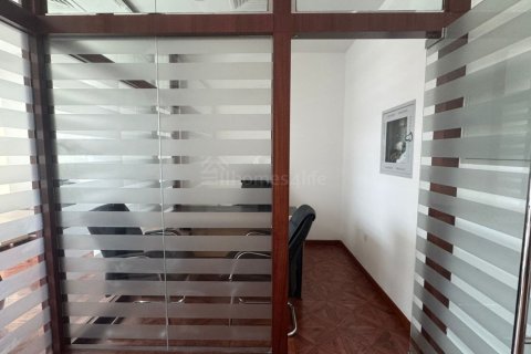 54m² Office in B2B Tower, UAE No. 163056 13