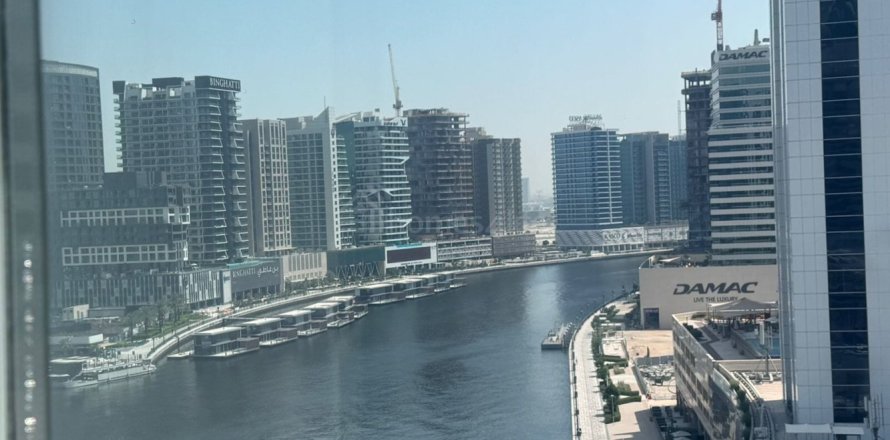 54m² Office in B2B Tower, UAE No. 163056