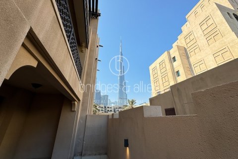 1 bedroom Apartment in Old Town, UAE No. 163945