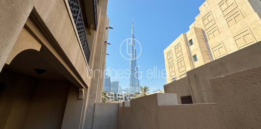1 bedroom Apartment in Old Town, UAE No. 163945