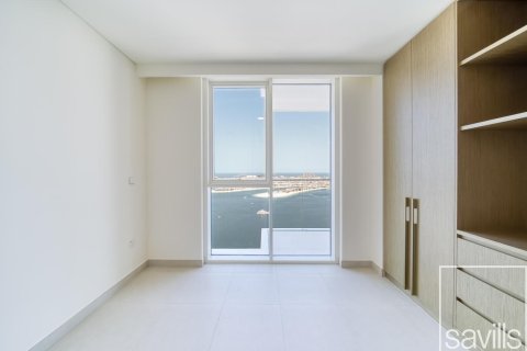 Квартира с 3 спальнями в EMAAR Beachfront, ОАЭ №194685 21
